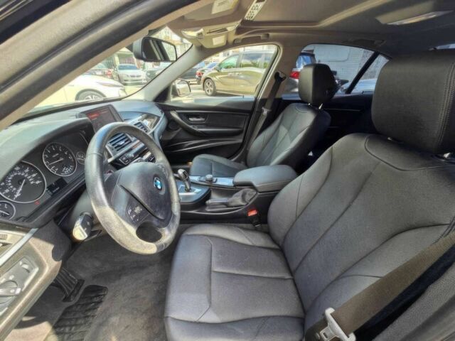 Черный БМВ 3 Серия, объемом двигателя 2 л и пробегом 37 тыс. км за 11000 $, фото 8 на Automoto.ua