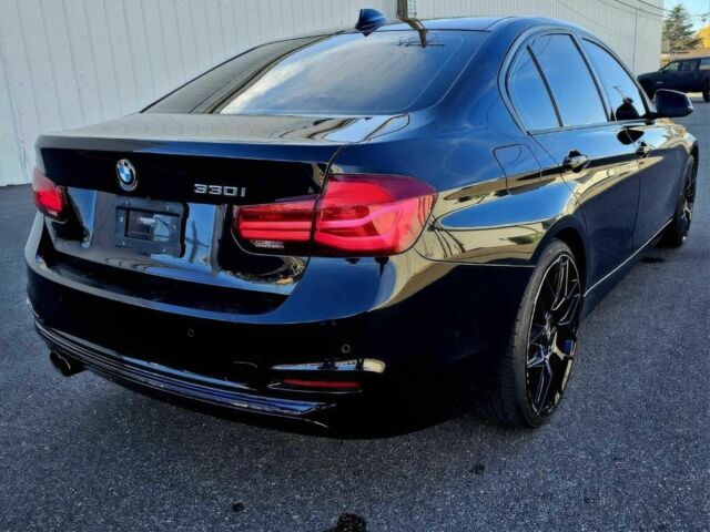 Чорний БМВ 3 Серія, об'ємом двигуна 2 л та пробігом 32 тис. км за 3900 $, фото 4 на Automoto.ua