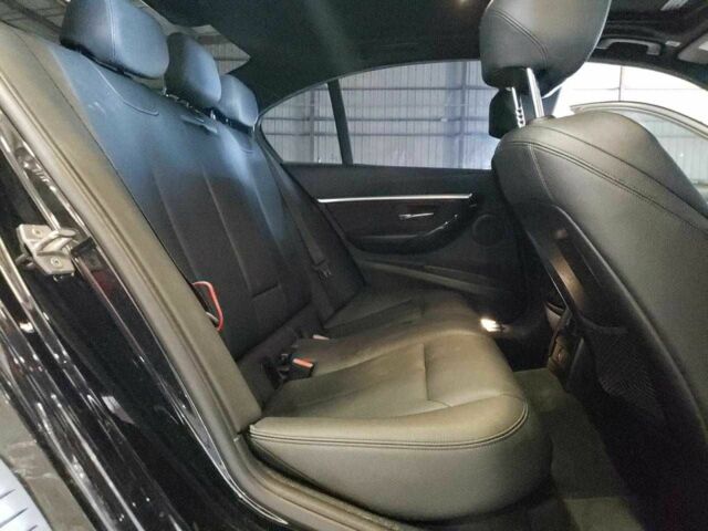 Черный БМВ 3 Серия, объемом двигателя 2 л и пробегом 145 тыс. км за 15000 $, фото 9 на Automoto.ua