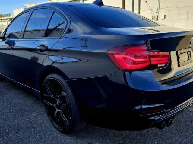Чорний БМВ 3 Серія, об'ємом двигуна 2 л та пробігом 32 тис. км за 3900 $, фото 6 на Automoto.ua