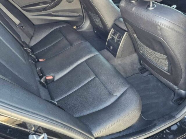 Чорний БМВ 3 Серія, об'ємом двигуна 2 л та пробігом 32 тис. км за 3900 $, фото 13 на Automoto.ua