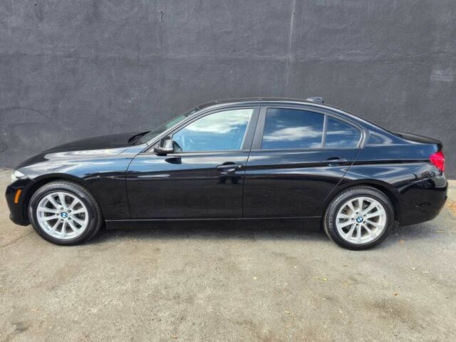 Черный БМВ 3 Серия, объемом двигателя 2 л и пробегом 37 тыс. км за 11000 $, фото 4 на Automoto.ua