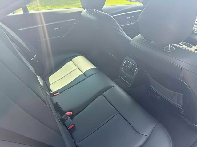 Чорний БМВ 3 Серія, об'ємом двигуна 2 л та пробігом 34 тис. км за 14500 $, фото 11 на Automoto.ua