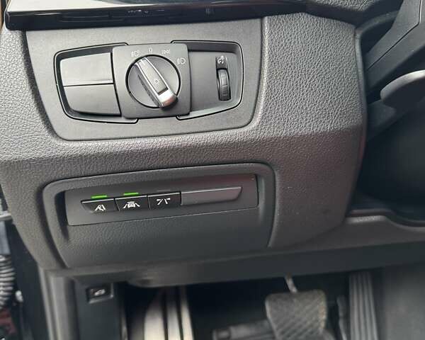 Черный БМВ 3 Серия, объемом двигателя 3 л и пробегом 170 тыс. км за 23000 $, фото 12 на Automoto.ua