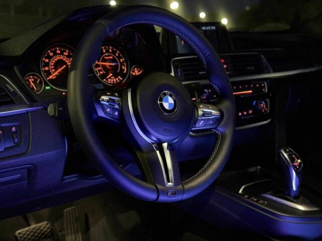 Черный БМВ 3 Серия, объемом двигателя 2 л и пробегом 180 тыс. км за 10100 $, фото 8 на Automoto.ua