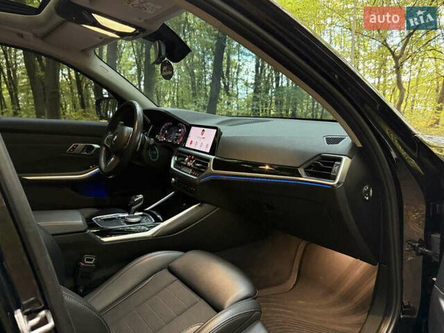 Чорний БМВ 3 Серія, об'ємом двигуна 2 л та пробігом 177 тис. км за 28300 $, фото 47 на Automoto.ua