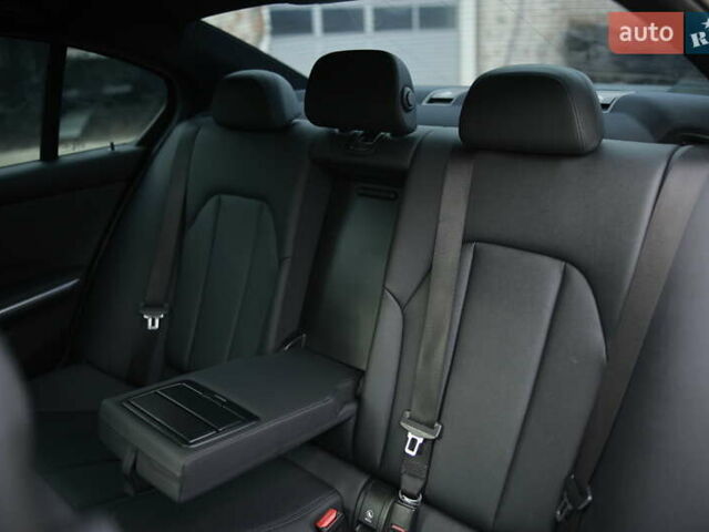 Черный БМВ 3 Серия, объемом двигателя 2 л и пробегом 162 тыс. км за 32000 $, фото 33 на Automoto.ua