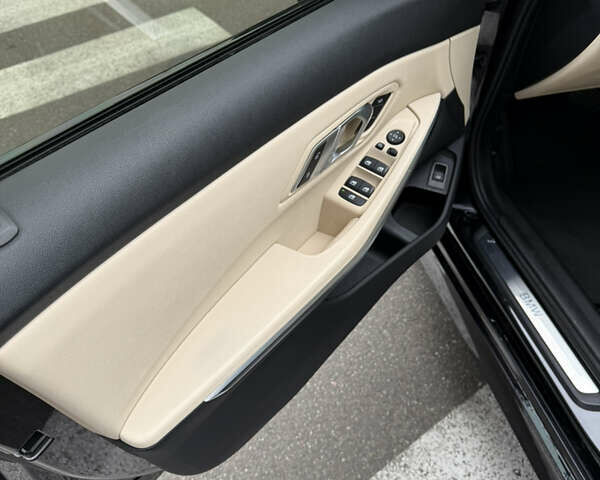 Черный БМВ 3 Серия, объемом двигателя 2 л и пробегом 64 тыс. км за 29900 $, фото 11 на Automoto.ua