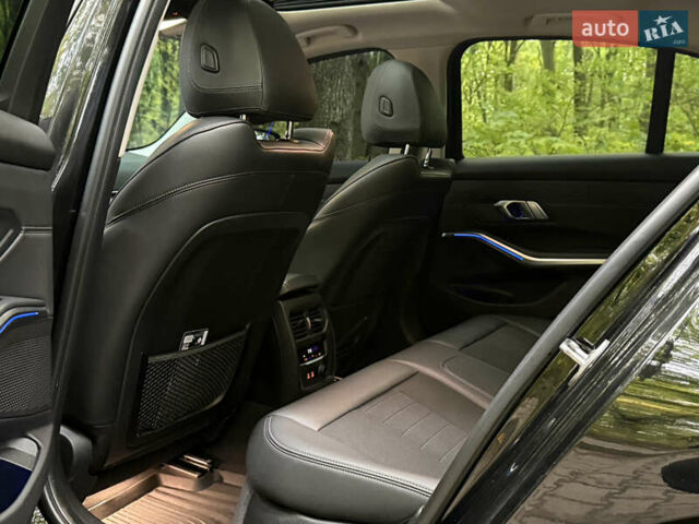 Чорний БМВ 3 Серія, об'ємом двигуна 2 л та пробігом 177 тис. км за 28300 $, фото 45 на Automoto.ua