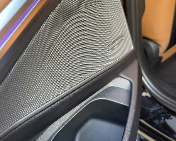Чорний БМВ 3 Серія, об'ємом двигуна 2 л та пробігом 123 тис. км за 27000 $, фото 12 на Automoto.ua