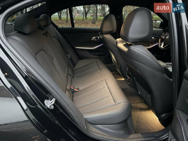 Черный БМВ 3 Серия, объемом двигателя 2 л и пробегом 111 тыс. км за 34500 $, фото 12 на Automoto.ua