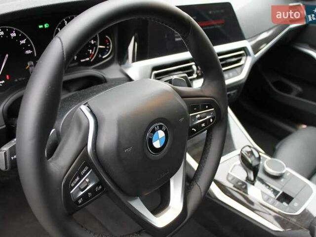 Чорний БМВ 3 Серія, об'ємом двигуна 2 л та пробігом 127 тис. км за 31000 $, фото 18 на Automoto.ua