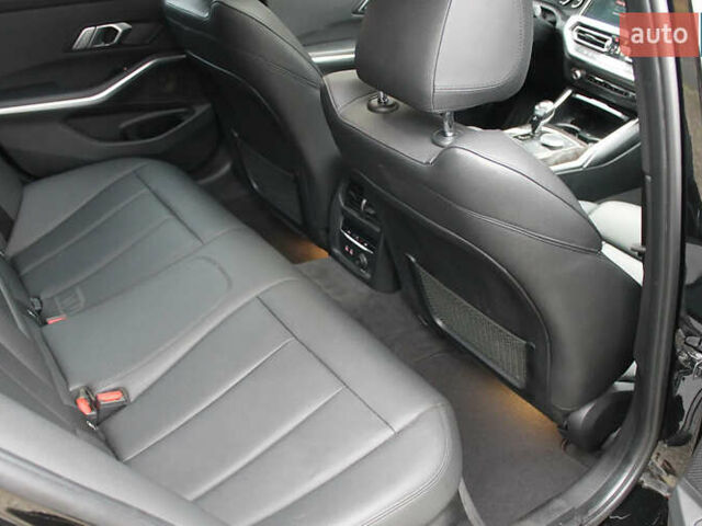 Чорний БМВ 3 Серія, об'ємом двигуна 2 л та пробігом 76 тис. км за 23900 $, фото 9 на Automoto.ua