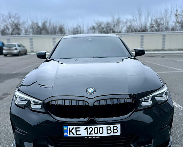 Чорний БМВ 3 Серія, об'ємом двигуна 2 л та пробігом 167 тис. км за 25999 $, фото 2 на Automoto.ua