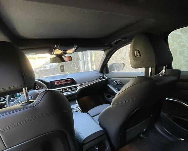 Чорний БМВ 3 Серія, об'ємом двигуна 2 л та пробігом 17 тис. км за 30999 $, фото 12 на Automoto.ua