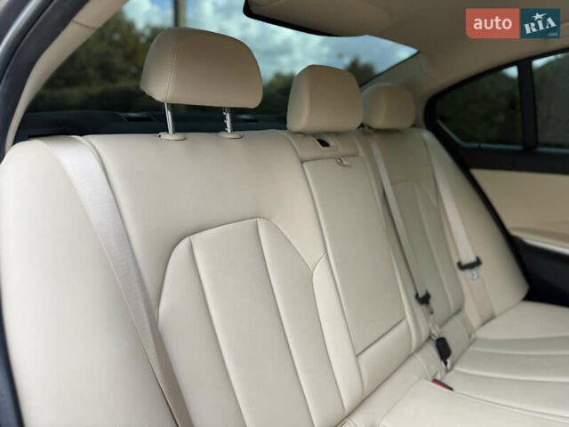 Чорний БМВ 3 Серія, об'ємом двигуна 2 л та пробігом 75 тис. км за 32900 $, фото 36 на Automoto.ua