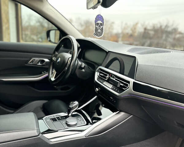 Черный БМВ 3 Серия, объемом двигателя 2 л и пробегом 166 тыс. км за 27000 $, фото 9 на Automoto.ua