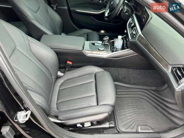 Черный БМВ 3 Серия, объемом двигателя 2 л и пробегом 113 тыс. км за 32000 $, фото 21 на Automoto.ua