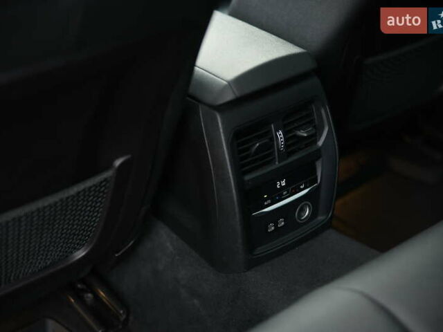 Черный БМВ 3 Серия, объемом двигателя 2 л и пробегом 162 тыс. км за 32000 $, фото 31 на Automoto.ua