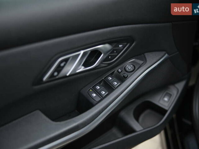 Черный БМВ 3 Серия, объемом двигателя 2 л и пробегом 162 тыс. км за 32000 $, фото 14 на Automoto.ua