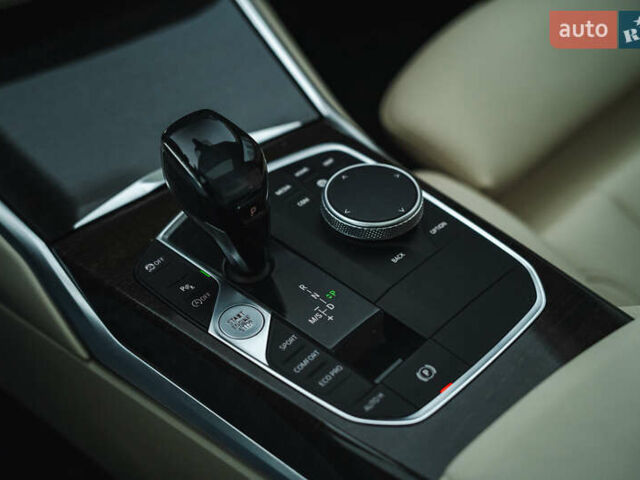 Чорний БМВ 3 Серія, об'ємом двигуна 2 л та пробігом 115 тис. км за 28900 $, фото 47 на Automoto.ua