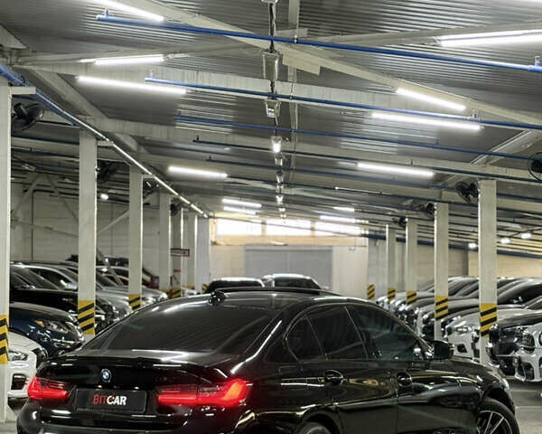 Чорний БМВ 3 Серія, об'ємом двигуна 2 л та пробігом 160 тис. км за 28900 $, фото 5 на Automoto.ua