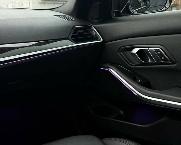 Чорний БМВ 3 Серія, об'ємом двигуна 2 л та пробігом 95 тис. км за 24300 $, фото 12 на Automoto.ua