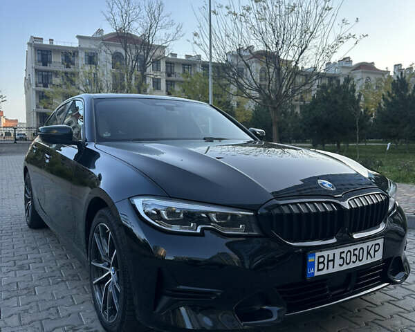 Черный БМВ 3 Серия, объемом двигателя 2 л и пробегом 53 тыс. км за 28999 $, фото 2 на Automoto.ua