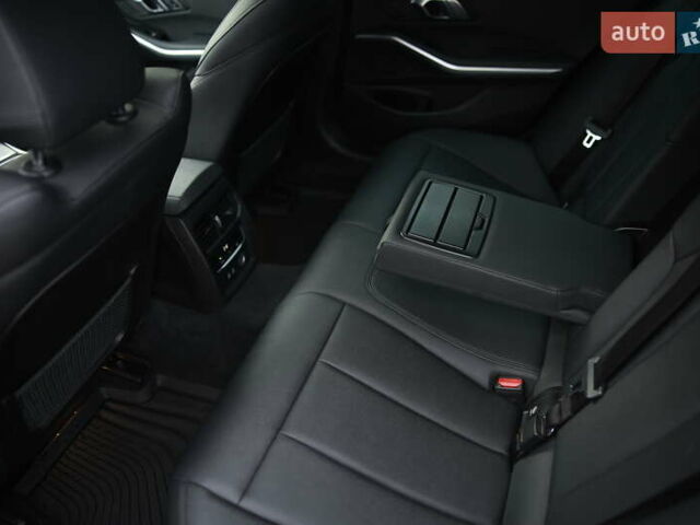 Черный БМВ 3 Серия, объемом двигателя 2 л и пробегом 162 тыс. км за 32000 $, фото 32 на Automoto.ua