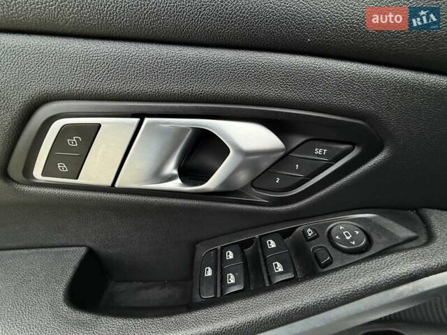 Черный БМВ 3 Серия, объемом двигателя 2 л и пробегом 163 тыс. км за 25500 $, фото 43 на Automoto.ua