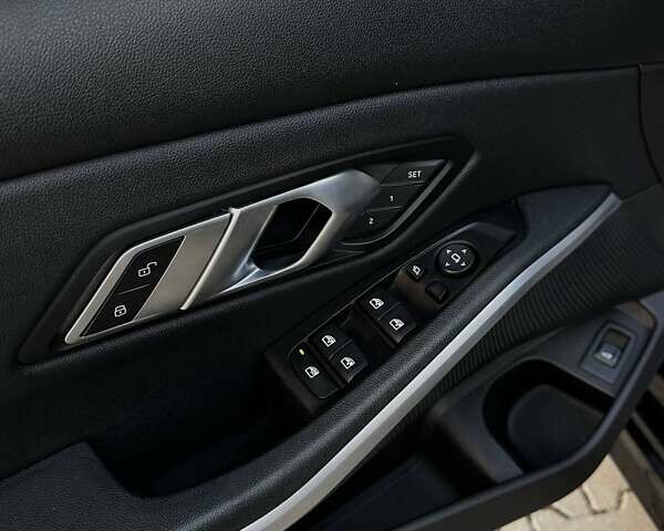 Черный БМВ 3 Серия, объемом двигателя 0 л и пробегом 159 тыс. км за 25900 $, фото 18 на Automoto.ua