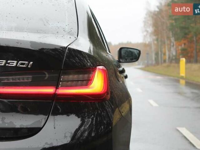 Чорний БМВ 3 Серія, об'ємом двигуна 2 л та пробігом 127 тис. км за 31000 $, фото 8 на Automoto.ua