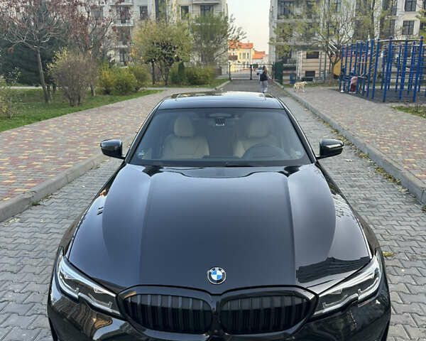 Черный БМВ 3 Серия, объемом двигателя 2 л и пробегом 53 тыс. км за 28999 $, фото 1 на Automoto.ua