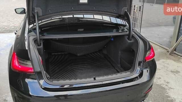 Черный БМВ 3 Серия, объемом двигателя 2 л и пробегом 50 тыс. км за 33000 $, фото 8 на Automoto.ua