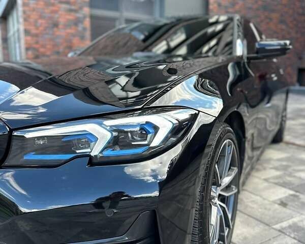 Черный БМВ 3 Серия, объемом двигателя 2 л и пробегом 140 тыс. км за 31500 $, фото 7 на Automoto.ua