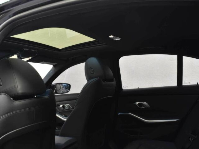 Чорний БМВ 3 Серія, об'ємом двигуна 2 л та пробігом 49 тис. км за 9700 $, фото 11 на Automoto.ua