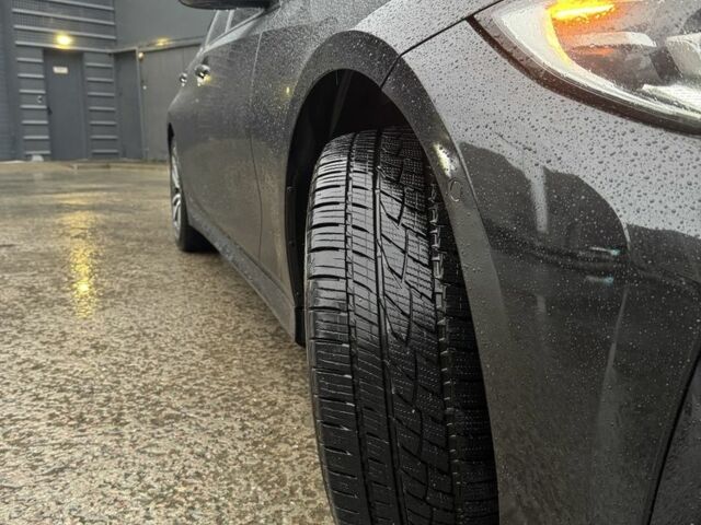 Чорний БМВ 3 Серія, об'ємом двигуна 2 л та пробігом 198 тис. км за 23200 $, фото 7 на Automoto.ua