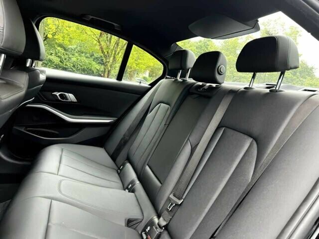 Черный БМВ 3 Серия, объемом двигателя 2 л и пробегом 37 тыс. км за 9000 $, фото 10 на Automoto.ua