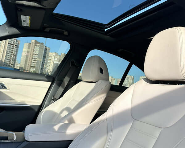 Черный БМВ 3 Серия, объемом двигателя 3 л и пробегом 47 тыс. км за 47900 $, фото 6 на Automoto.ua