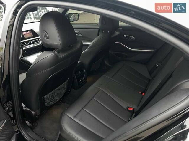 Чорний БМВ 3 Серія, об'ємом двигуна 2 л та пробігом 57 тис. км за 26500 $, фото 11 на Automoto.ua