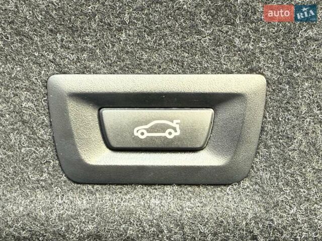 БМВ 3 Серия 2020 в Гниване на Automoto.ua Черный БМВ 3 Серия, объемом двигателя 2 л и пробегом 165 тыс. км за 28750 $, фото 44 на Automoto.ua