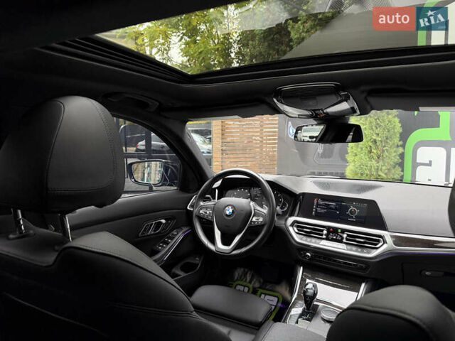 Чорний БМВ 3 Серія, об'ємом двигуна 2 л та пробігом 43 тис. км за 28990 $, фото 18 на Automoto.ua