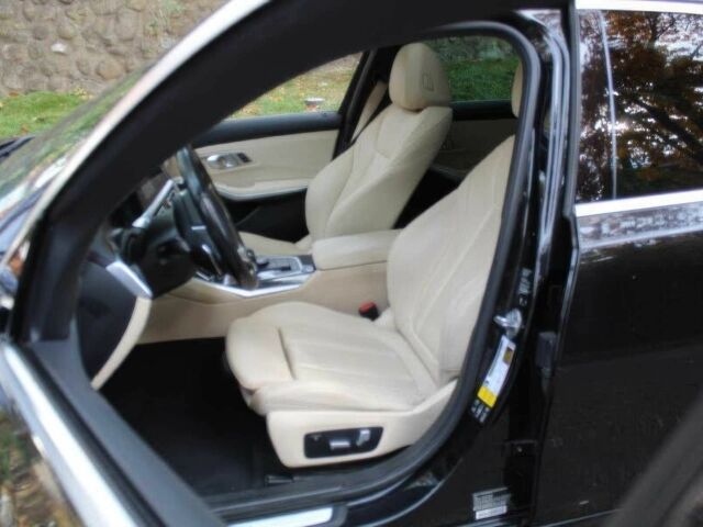 Чорний БМВ 3 Серія, об'ємом двигуна 2 л та пробігом 46 тис. км за 8200 $, фото 11 на Automoto.ua