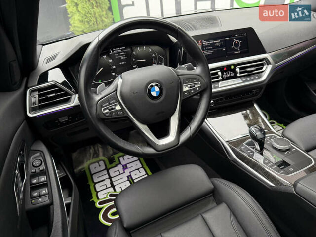 Чорний БМВ 3 Серія, об'ємом двигуна 2 л та пробігом 43 тис. км за 28990 $, фото 33 на Automoto.ua