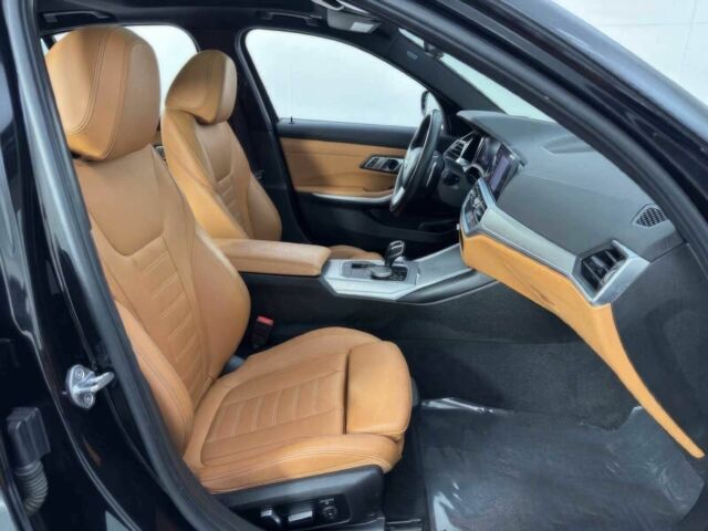 Чорний БМВ 3 Серія, об'ємом двигуна 2 л та пробігом 50 тис. км за 14000 $, фото 8 на Automoto.ua