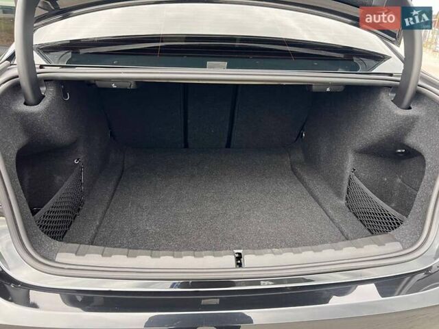 БМВ 3 Серия 2020 в Львове на Automoto.ua Черный БМВ 3 Серия, объемом двигателя 0 л и пробегом 200 тыс. км за 18499 $, фото 25 на Automoto.ua