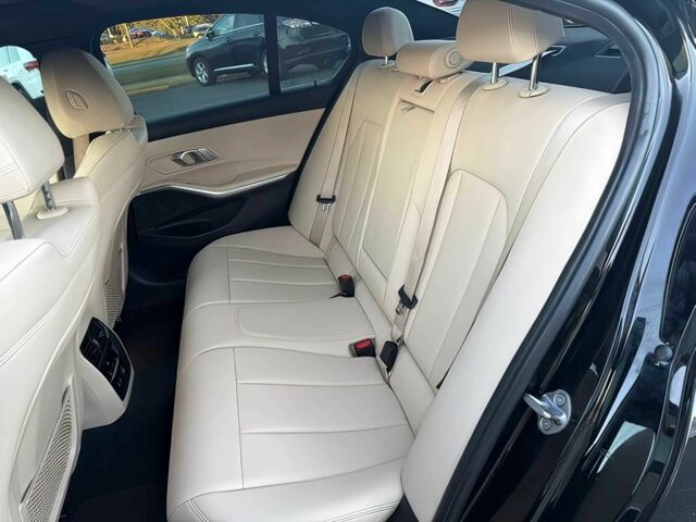 Черный БМВ 3 Серия, объемом двигателя 2 л и пробегом 50 тыс. км за 17800 $, фото 12 на Automoto.ua