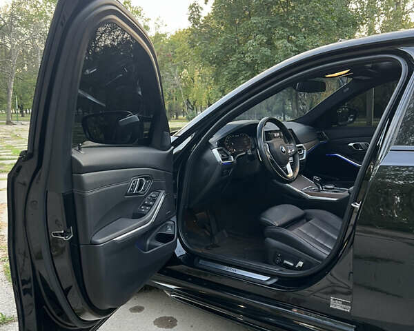 Чорний БМВ 3 Серія, об'ємом двигуна 2 л та пробігом 55 тис. км за 33000 $, фото 11 на Automoto.ua