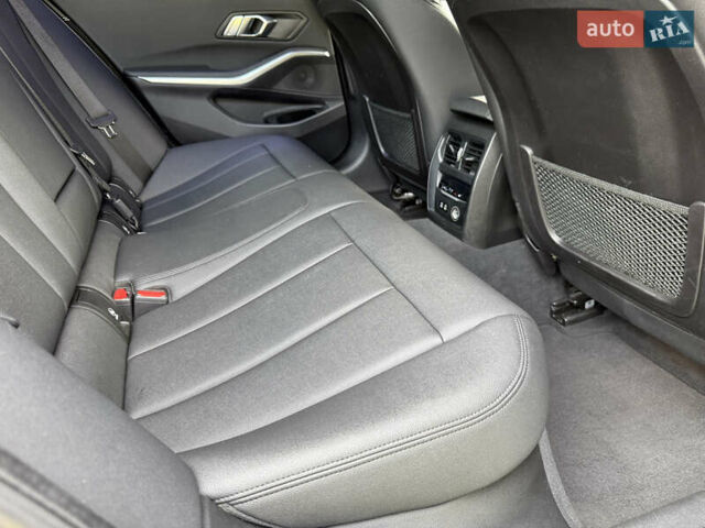 Черный БМВ 3 Серия, объемом двигателя 2 л и пробегом 161 тыс. км за 27000 $, фото 31 на Automoto.ua