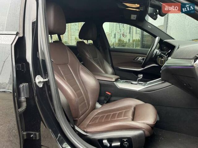 Черный БМВ 3 Серия, объемом двигателя 3 л и пробегом 81 тыс. км за 40490 $, фото 11 на Automoto.ua